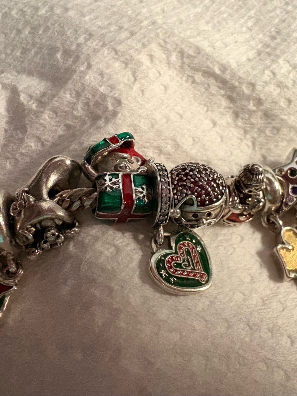 Pandora barrel clasp Christmas theme bracelet - Picture 6 of 8